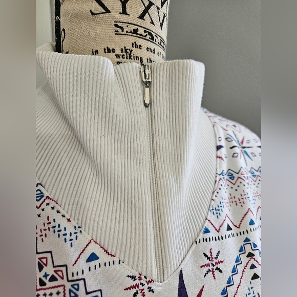 Vintage 80s Black & White Zip Up Turtle Neck Retro Sweater - Picture 7 of 7